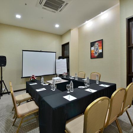 Serela Merdeka By Kagum Hotels Bandung Luaran gambar
